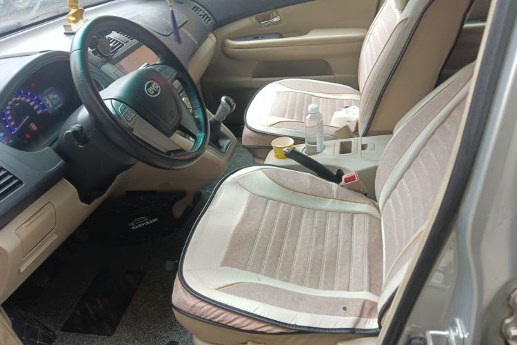 Used BYD S6 2012 2.0L Manual Luxury Version Left Front Seat