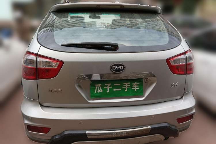 Used BYD S6 2012 2.0L Manual Luxury Version Rear