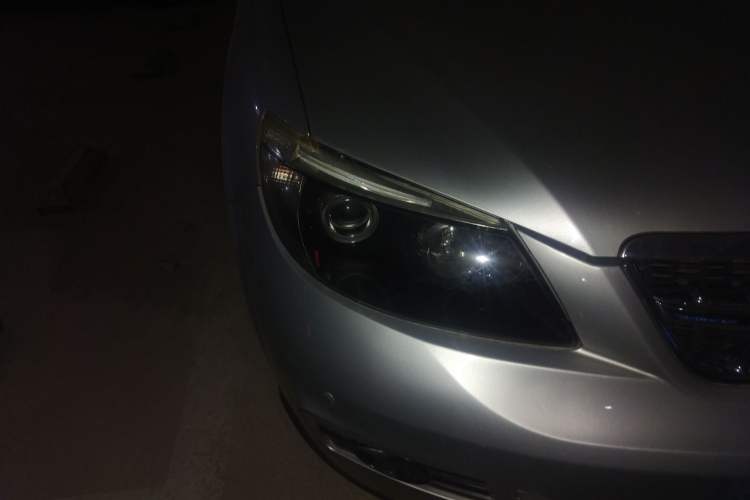Used BYD S6 2012 2.4L Automatic Luxury Edition Right Front Headlight