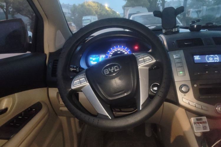 Used BYD S6 2012 2.0L Manual Luxury Version Steering Wheel