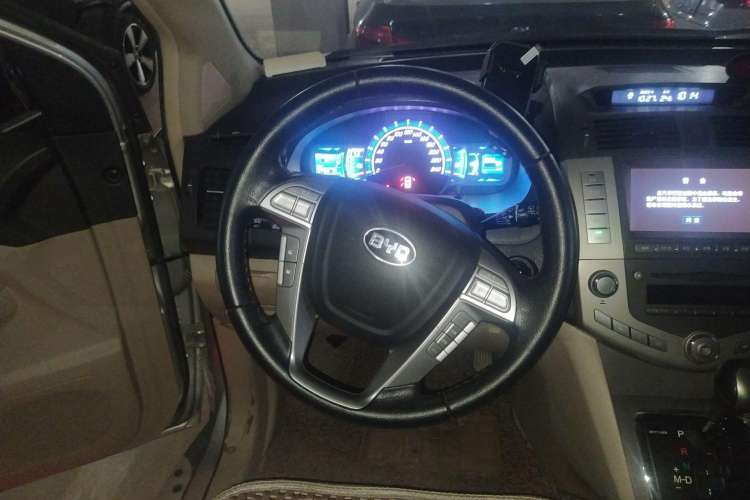 Used BYD S6 2012 2.4L Automatic Luxury Edition Steering Wheel