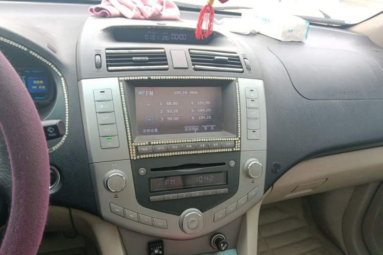 Used BYD S6 2012 2.0L Manual Luxury Version Audio And AC Panel