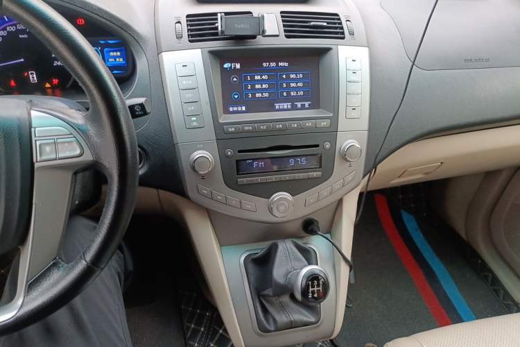 Used BYD S6 2012 2.0L Manual Luxury Version Audio And AC Panel