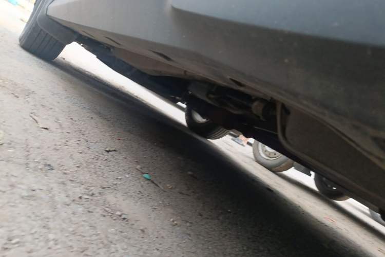 Used BYD S6 2012 2.0L Manual Luxury Version Chassis Rear Left