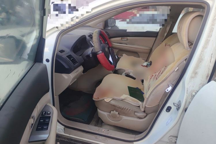 Used BYD S6 2012 2.0L Manual Luxury Version Driver Seat