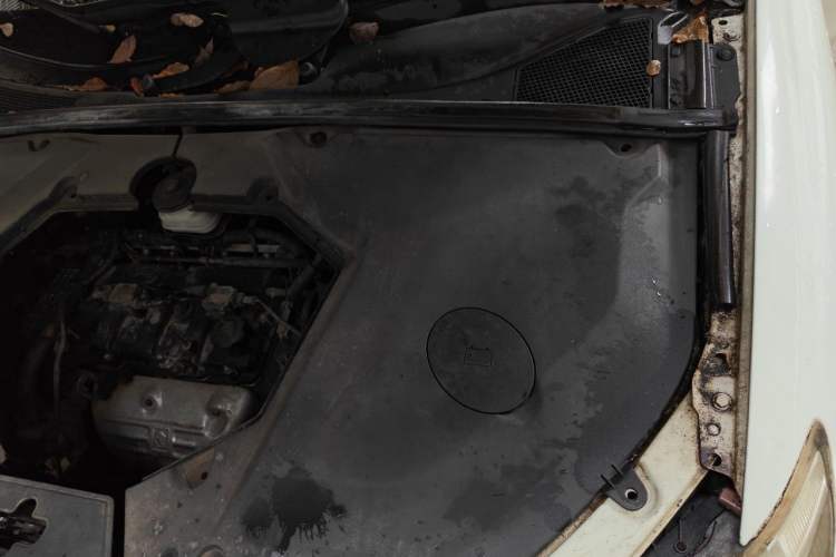 Used BYD S6 2012 2.0L Manual Luxury Version Engine Bay Left