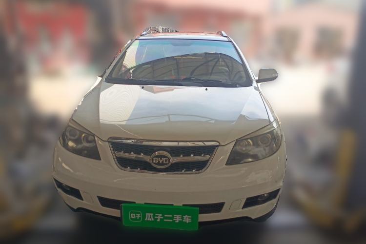 Used BYD S6 2012 2.0L Manual Luxury Version Front