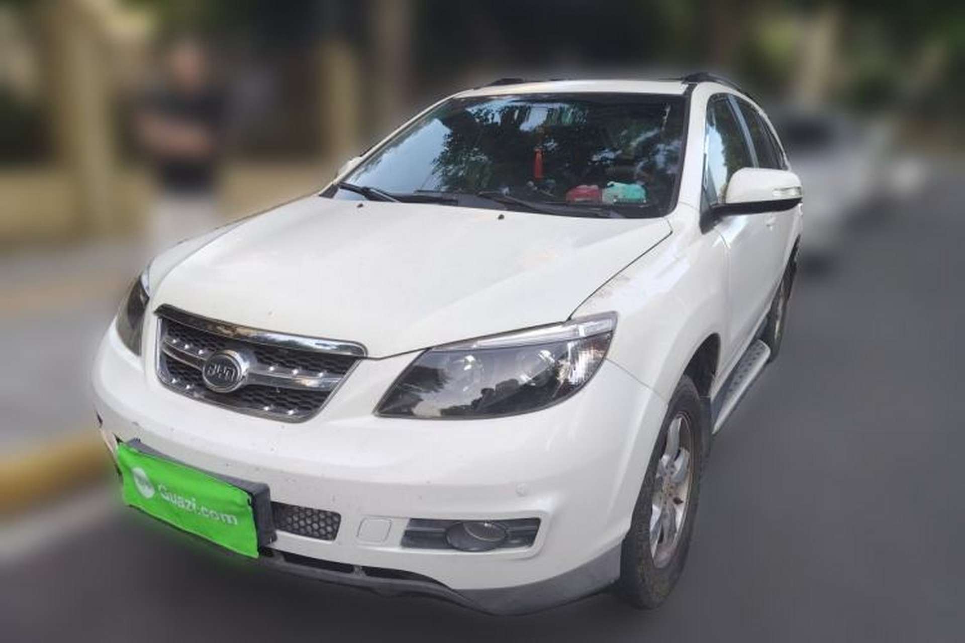 Used BYD S6 2012 2.0L Manual Luxury Version Front Left 45 Deg