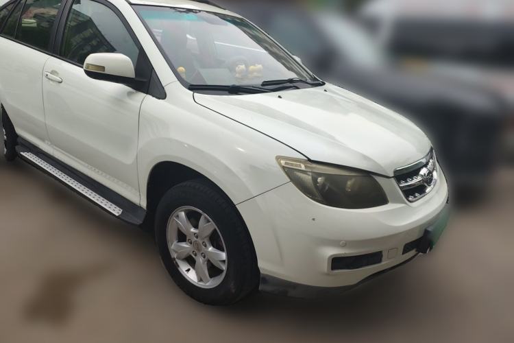 Used BYD S6 2012 2.4L Automatic Luxury Edition Front Right 45 Deg