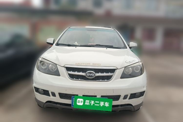 Used BYD S6 2012 2.0L Manual Luxury Version Front