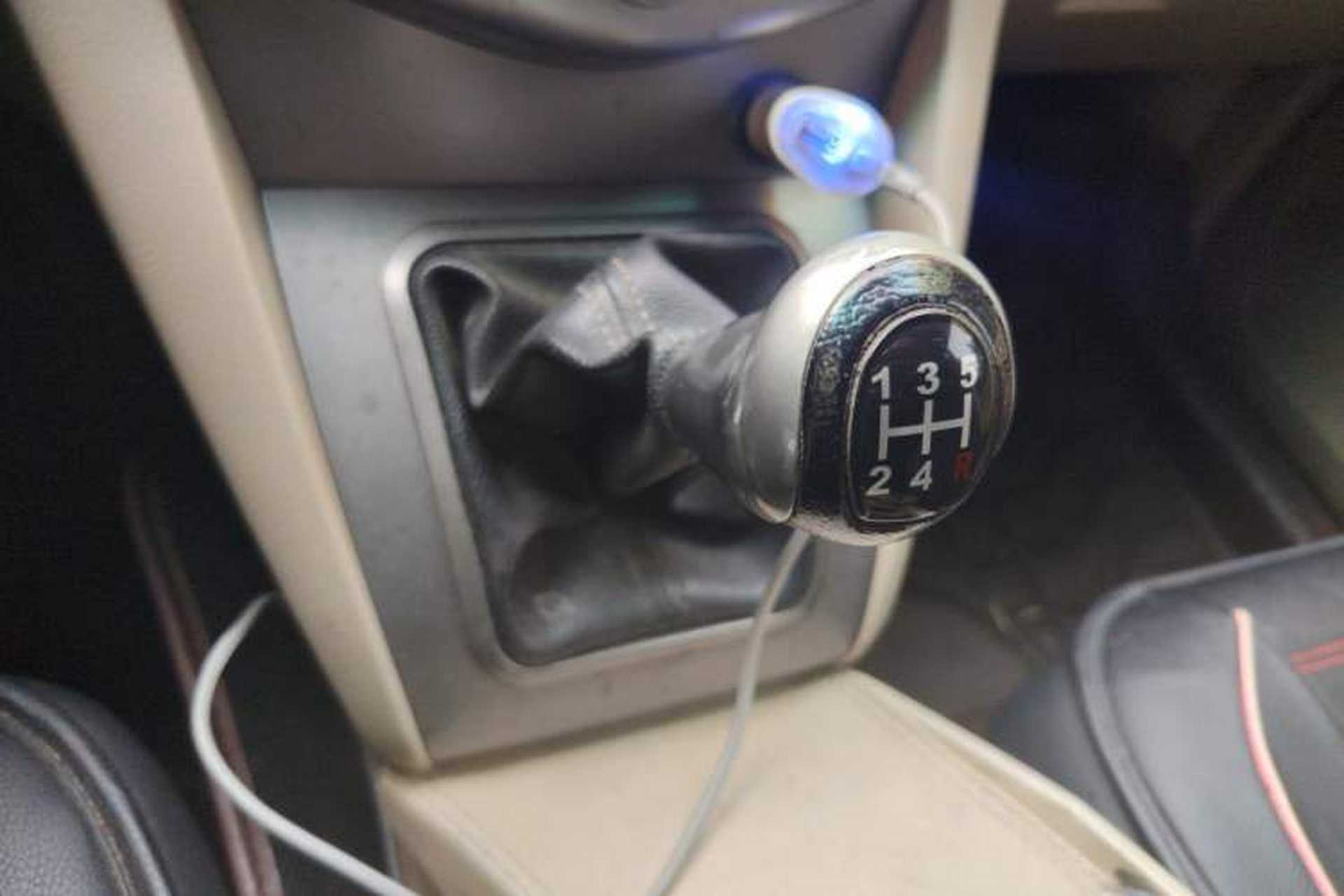 Used BYD S6 2012 2.0L Manual Luxury Version Gear Lever