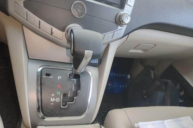 Used BYD S6 2012 2.4L Automatic Luxury Edition Gear Lever