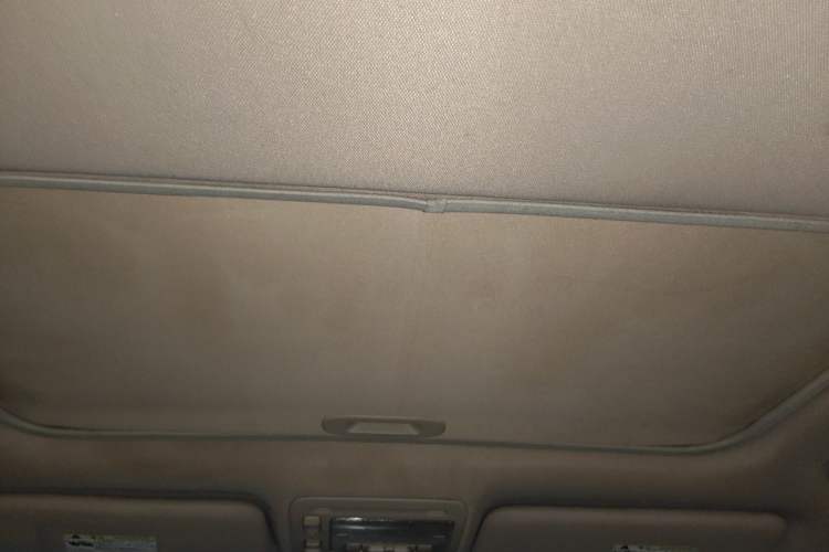 Used BYD S6 2012 2.0L Manual Luxury Version Headliner