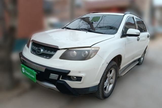 Used BYD S6 2012 2.4L Automatic Luxury Edition