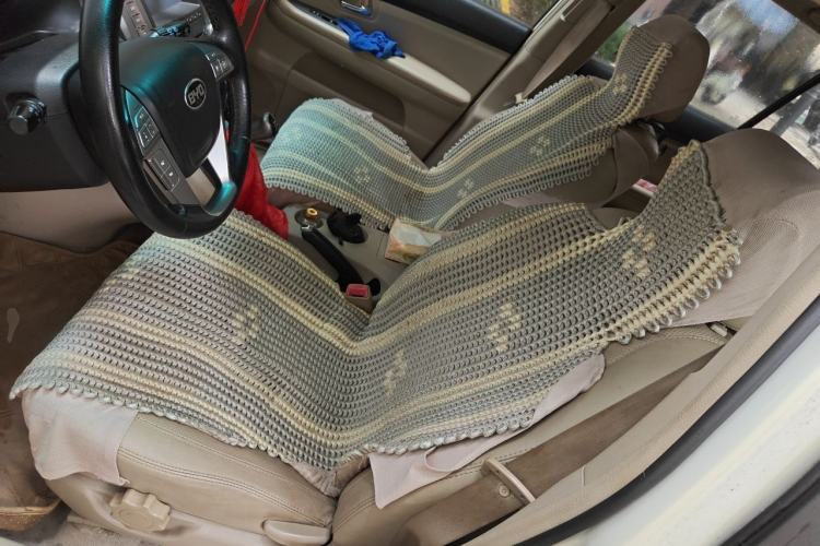 Used BYD S6 2012 2.0L Manual Luxury Version Left Front Seat