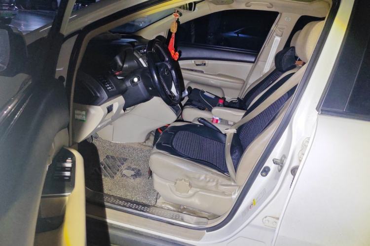 Used BYD S6 2012 2.0L Manual Luxury Version Left Front Seat