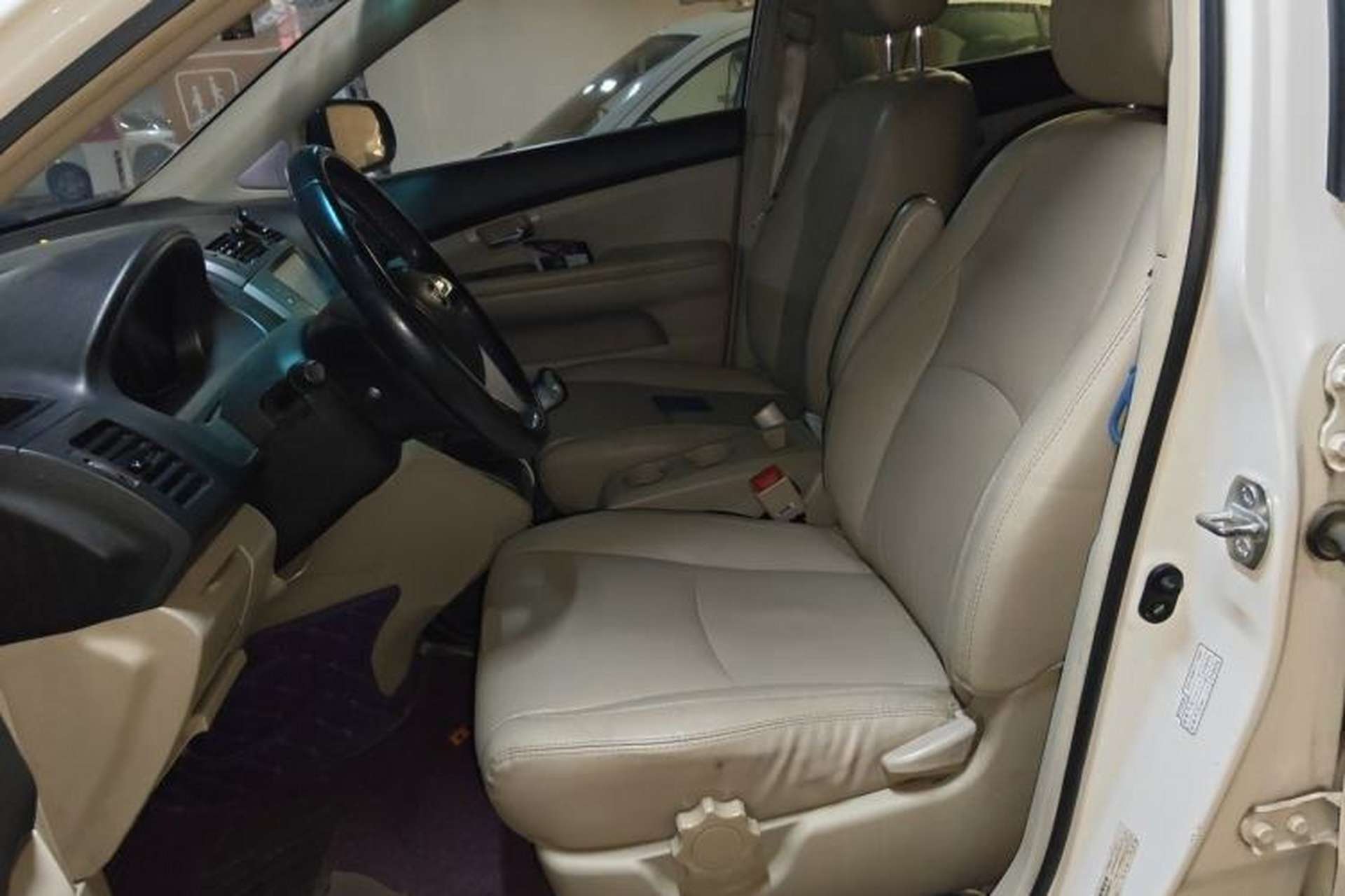 Used BYD S6 2012 2.0L Manual Luxury Version Left Front Seat