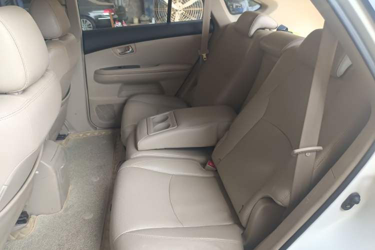 Used BYD S6 2012 2.0L Manual Luxury Version Left Rear Seat