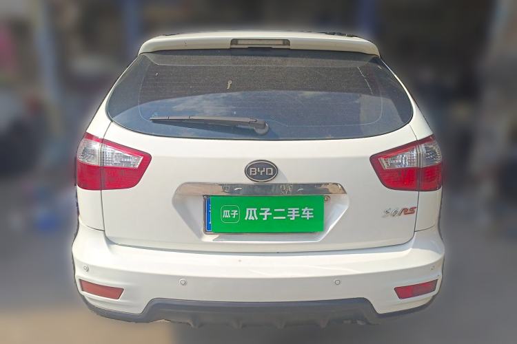Used BYD S6 2012 2.0L Manual Luxury Version Rear