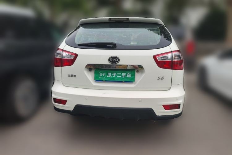 Used BYD S6 2012 2.4L Automatic Luxury Edition Rear