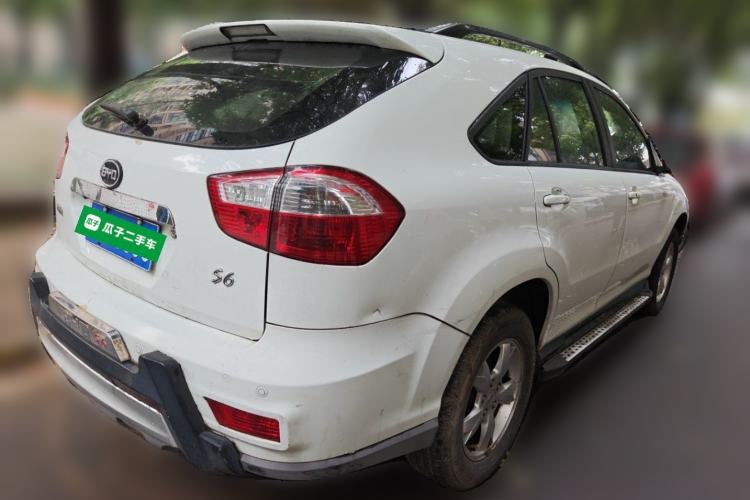 Used BYD S6 2012 2.0L Manual Luxury Version Rear Right 45 Deg