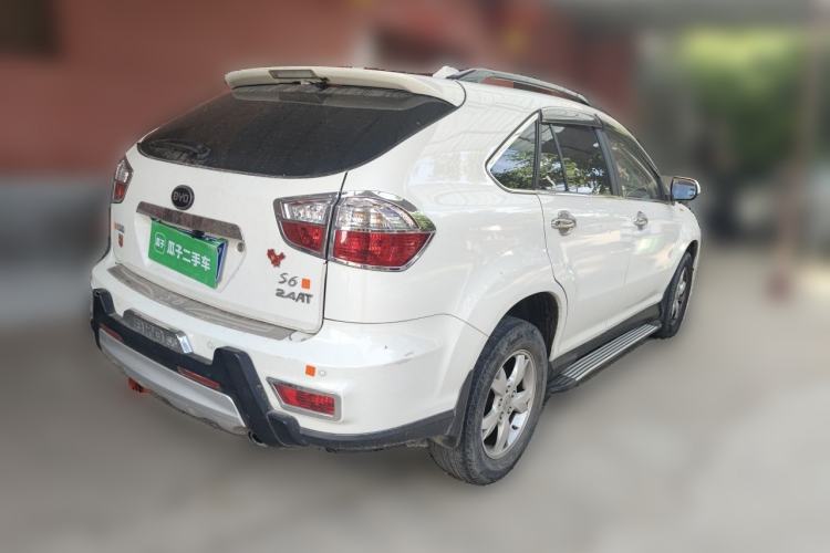 Used BYD S6 2012 2.4L Automatic Luxury Edition Rear Right 45 Deg