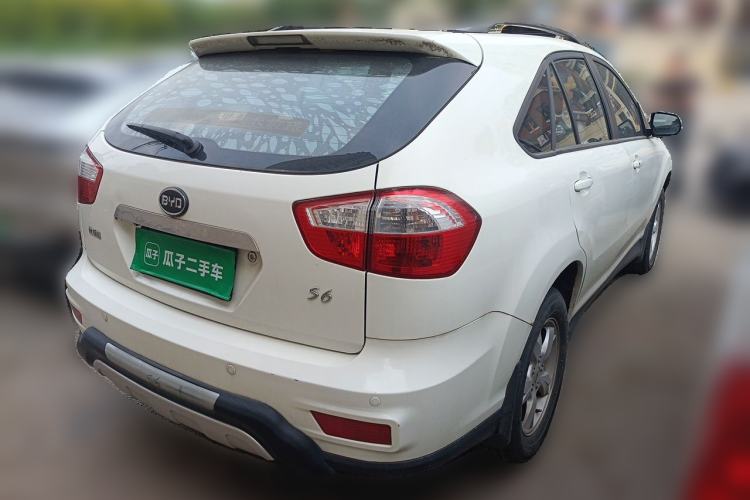 Used BYD S6 2012 2.0L Manual Luxury Version Rear Right 45 Deg