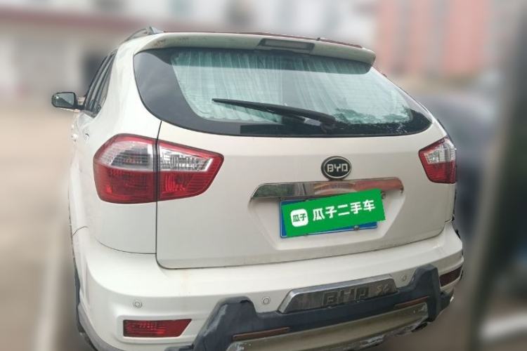 Used BYD S6 2012 2.0L Manual Luxury Version Rear