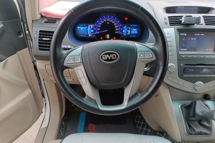 Used BYD S6 2012 2.0L Manual Luxury Version Steering Wheel