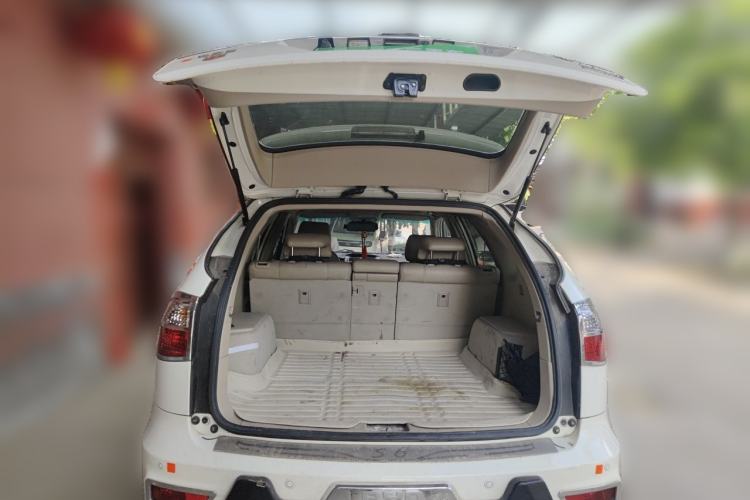 Used BYD S6 2012 2.4L Automatic Luxury Edition Trunk
