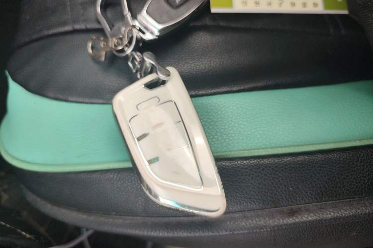 Used BYD S6 2012 2.4L Automatic Luxury Edition Vehicle Key