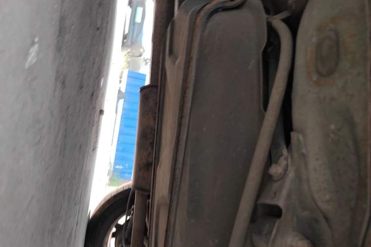 Used BYD S6 2012 2.4L Automatic Luxury Edition Chassis Rear Left