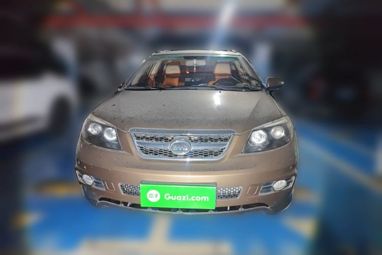 Used BYD S6 2012 2.0L Manual Luxury Version Front