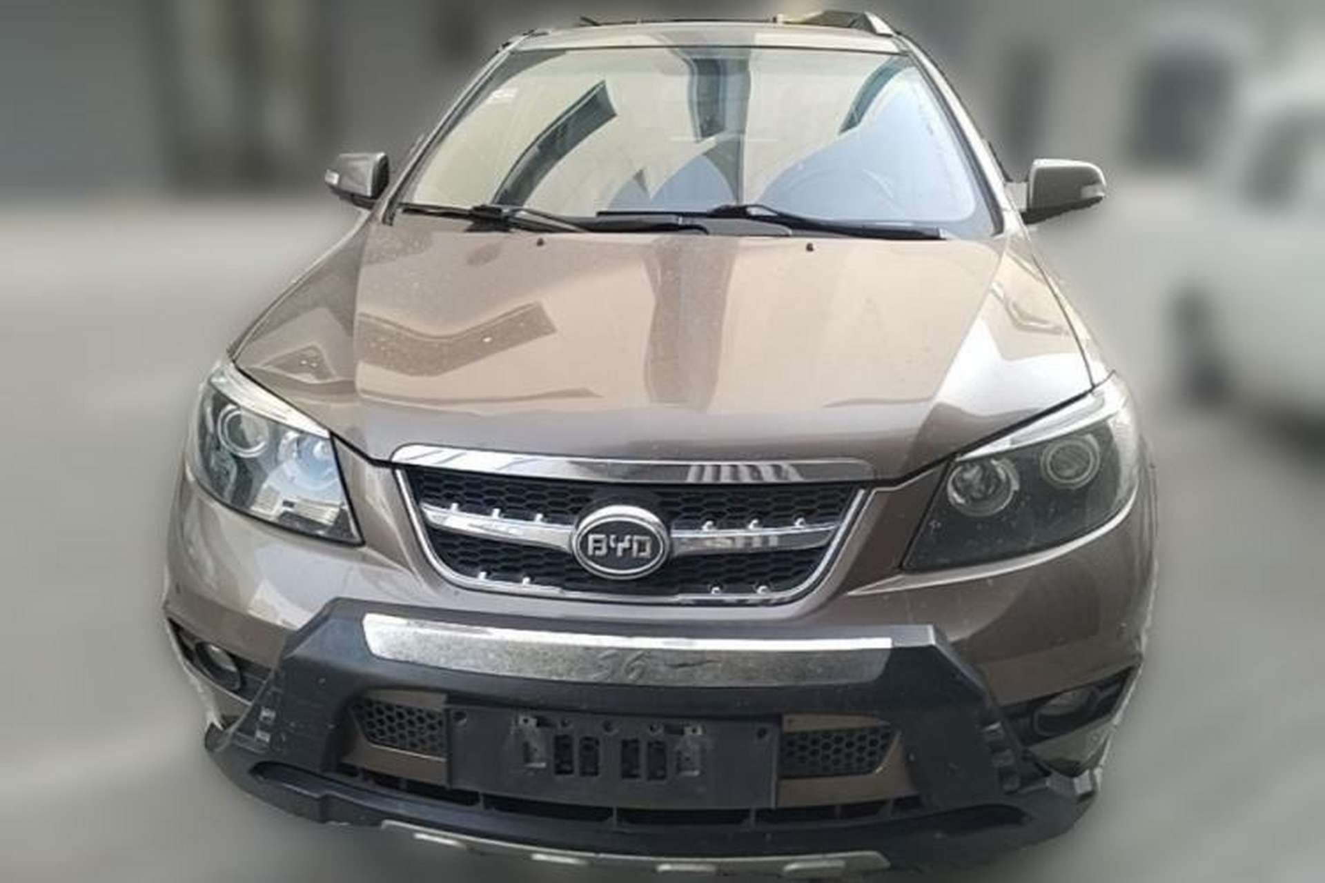 Used BYD S6 2012 2.0L Manual Luxury Version Front