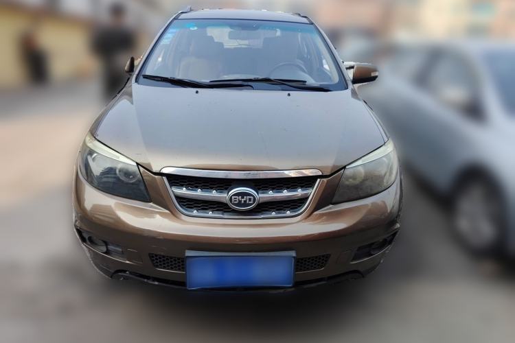 Used BYD S6 2012 2.4L Automatic Luxury Edition Front