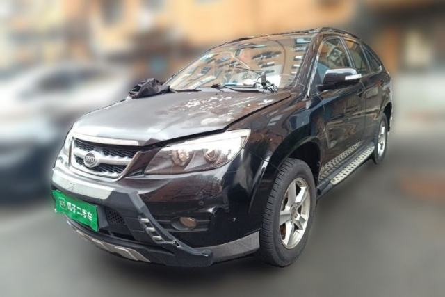 Ojetý BYD S6 2013 Platinum Edition 2.4L Automatic Luxury Model