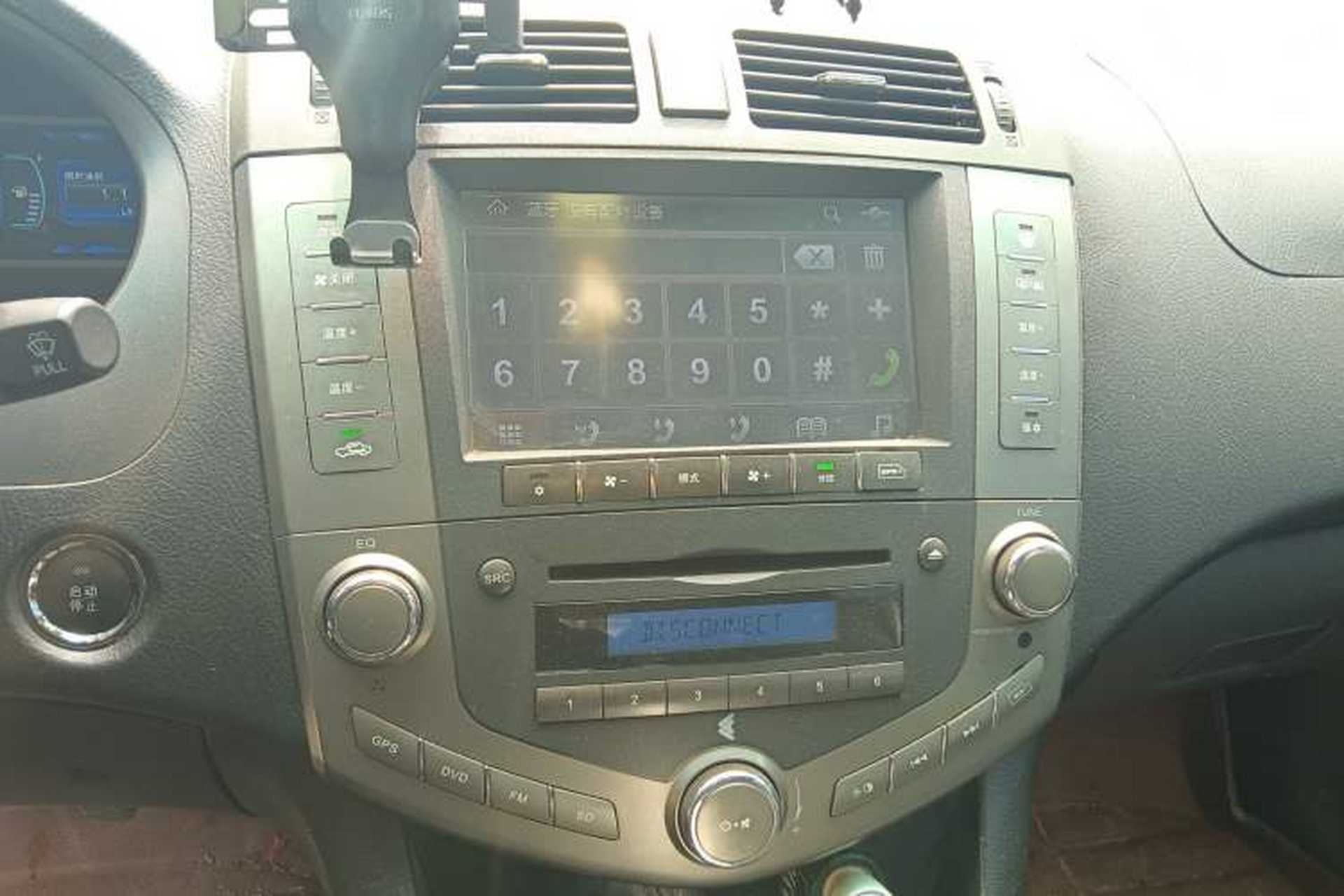 Used BYD S6 2013 Platinum Edition 2.0L Manual Luxury Model Audio And AC Panel