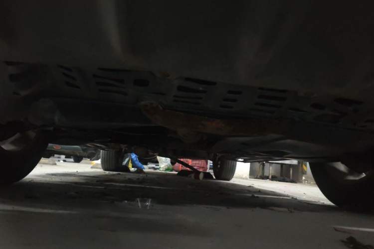 Used BYD S6 2013 Platinum Edition 2.0L Manual Luxury Model Chassis Front