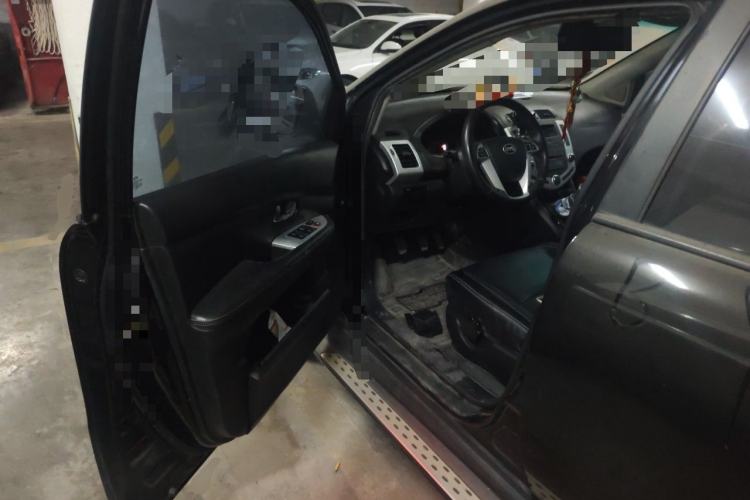 Used BYD S6 2013 Platinum Edition 2.0L Manual Luxury Model Driver Seat