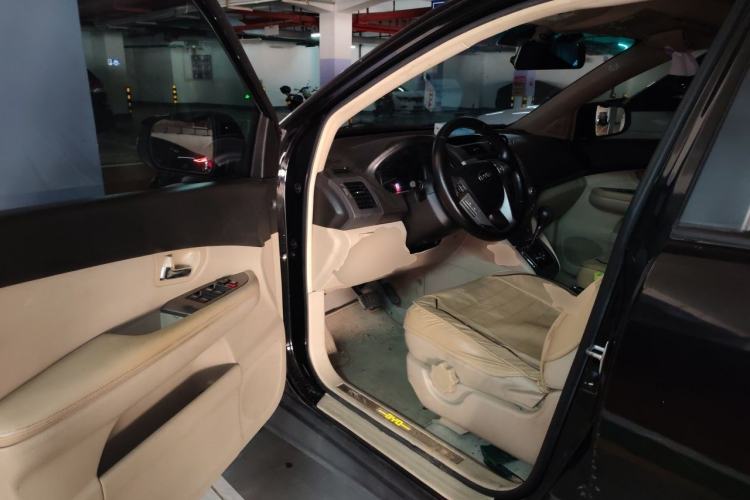 Used BYD S6 2013 Platinum Edition 2.4L Automatic Luxury Model Driver Seat