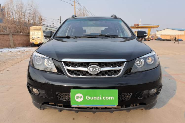 Used BYD S6 2013 Jingyue Edition 2.0L Manual Luxury Model 5 Seats Exterior 1