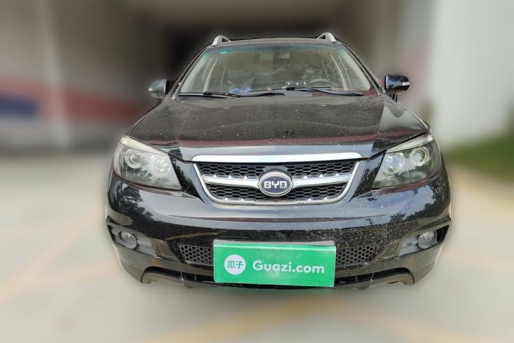 Used BYD S6 2013 Platinum Edition 2.0L Manual Elite Model Front