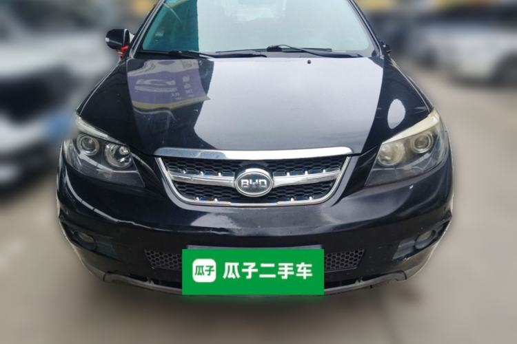 Used BYD S6 2013 Jingyue Edition 2.0L Manual Luxury Model 5 Seats Front
