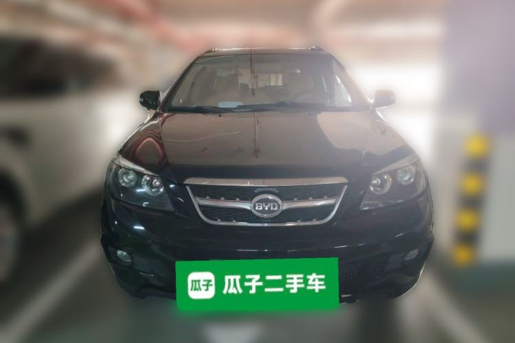 Used BYD S6 2013 Platinum Edition 2.4L Automatic Luxury Model Front