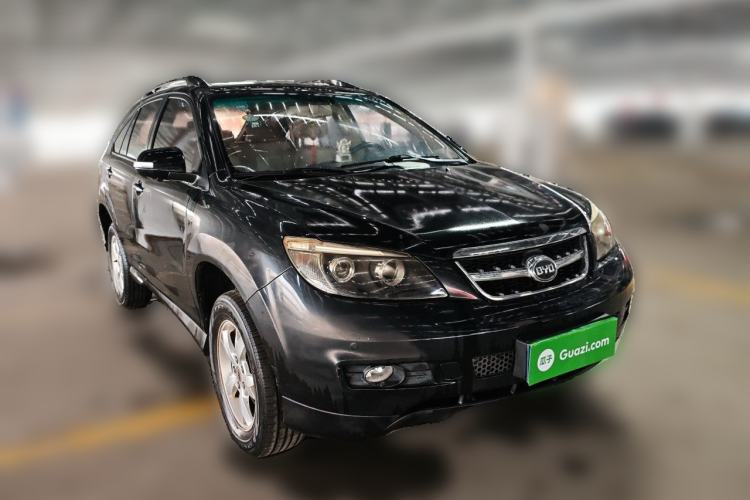 Used BYD S6 2013 Platinum Edition 2.4L Automatic Luxury Model Front Right 45 Deg
