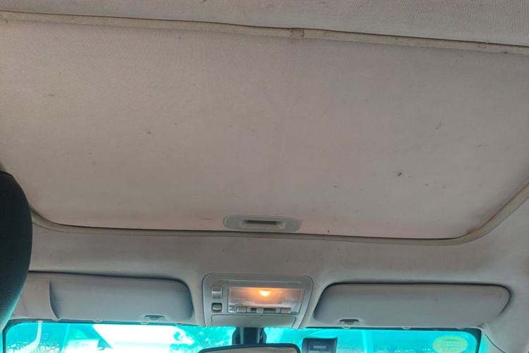 Used BYD S6 2013 Jingyue Edition 2.0L Manual Luxury Model 5 Seats Headliner