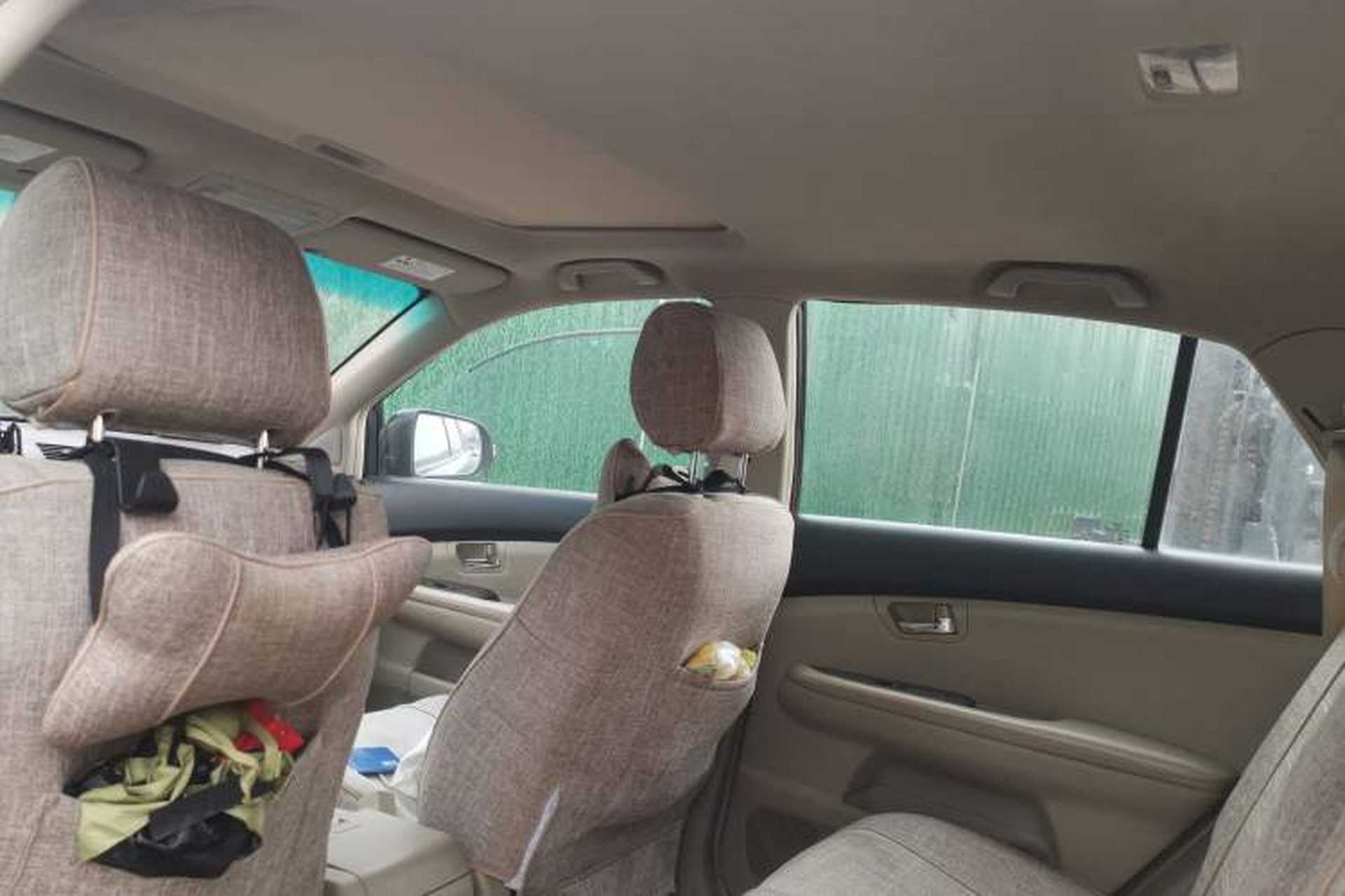 Used BYD S6 2013 Platinum Edition 2.0L Manual Elite Model Headliner