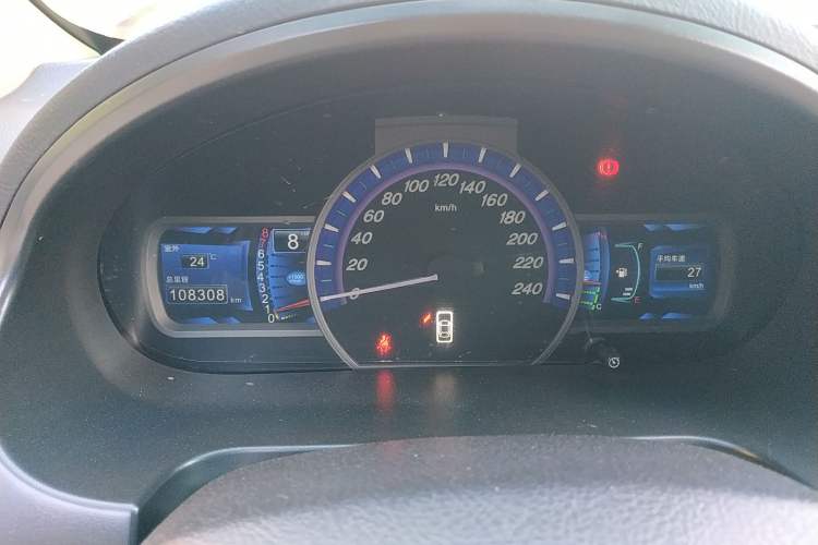 Used BYD S6 2013 Jingyue Edition 2.0L Manual Elite Model 5 Seats Instrument Cluster