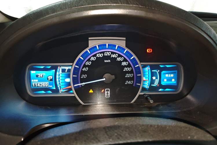 Used BYD S6 2013 Platinum Edition 2.4L Automatic Luxury Model Instrument Cluster