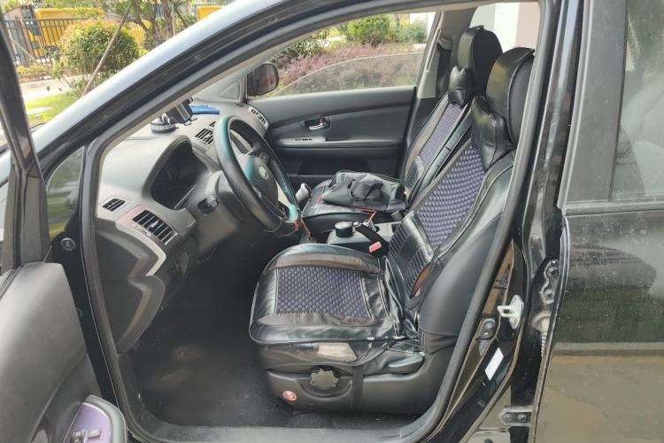 Used BYD S6 2013 Platinum Edition 2.0L Manual Elite Model Left Front Seat